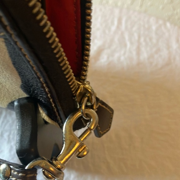 Dooney & Bourke: Vintage Animal Print Leather Wristlet- Gold Tone- flaws - Picture 4 of 15